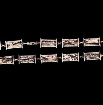 COLLIER, silver, 1900-talets andra hälft. Vikt ca 49 gram.