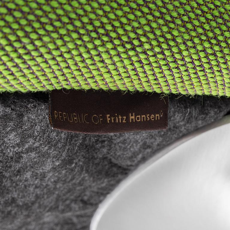 Jaime Hayon, fåtölj, "Ro JH1", Republic of Fritz Hansen, 2016.