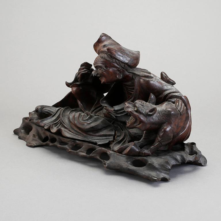 SKULPTUR, trä, orientalisk, 1900-talets första hälft.