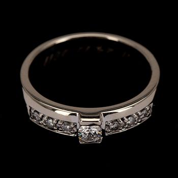 RING, vitguld 14K, diamanter tot. 0,19 ct. Vikt 4,2 g.