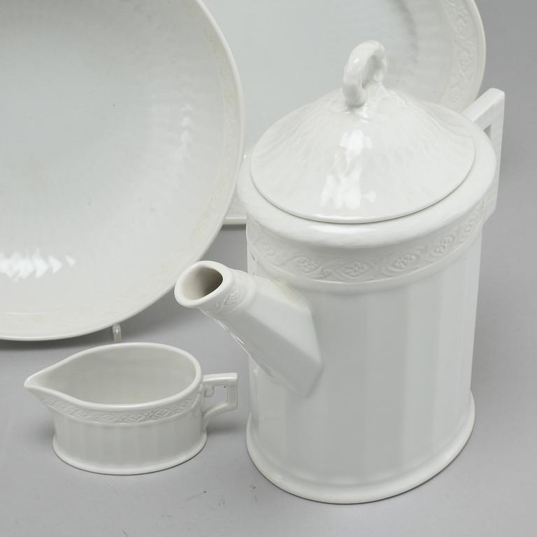 62 pieces dinner service named "Vifte".