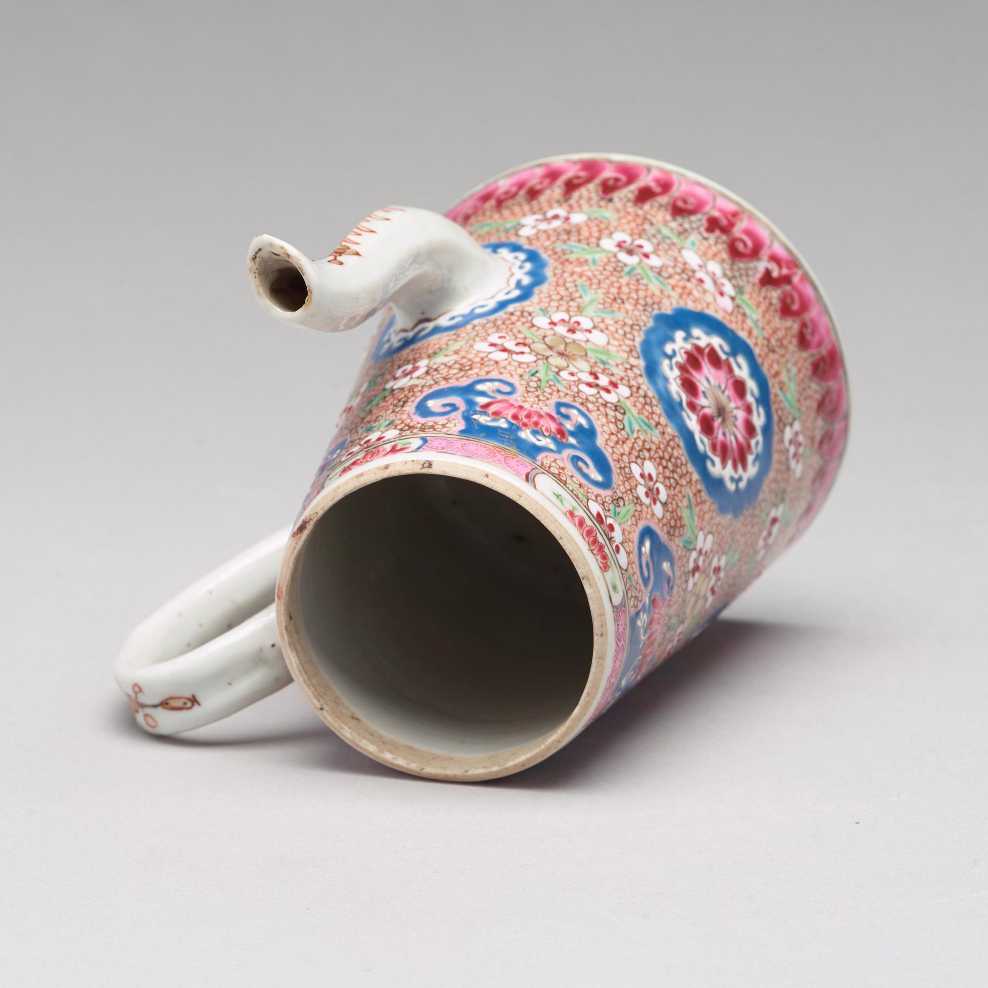 A famille rose coffee pot with cover, Qing dynasty, Yongzheng (1723-35).