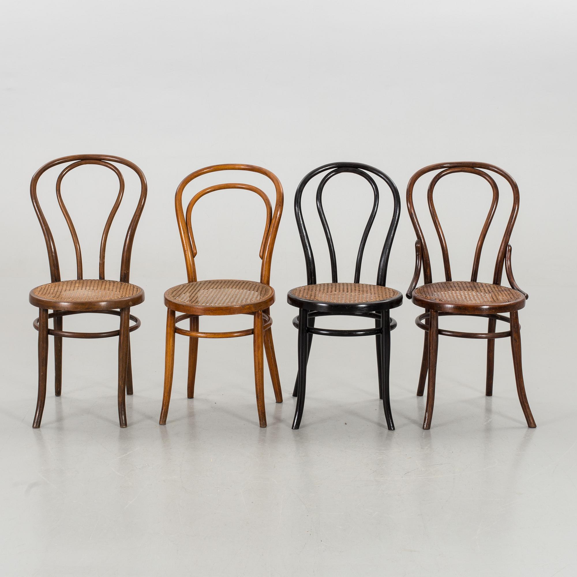 A SET OF 4 SIMILAR THONET CHAIRS.
