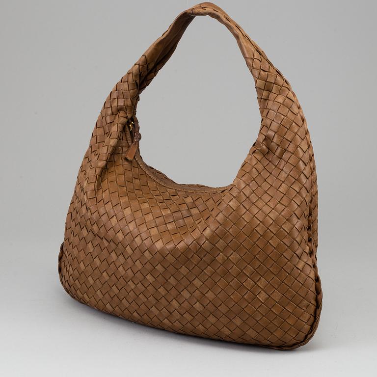 BOTTEGA VENETA, a light-brown leather bag.