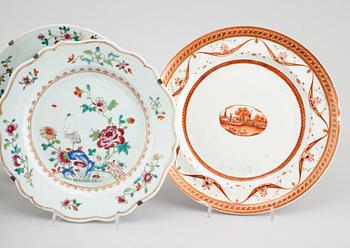 Five Chinese porcelain plates, 18th century.