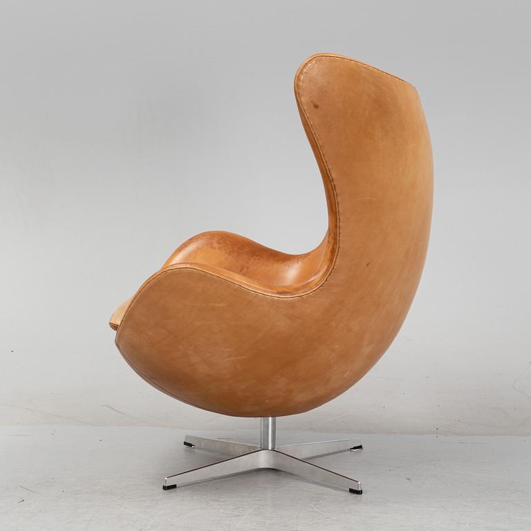 Arne Jacobsen, fåtölj, "Ägget", formgiven 1958.