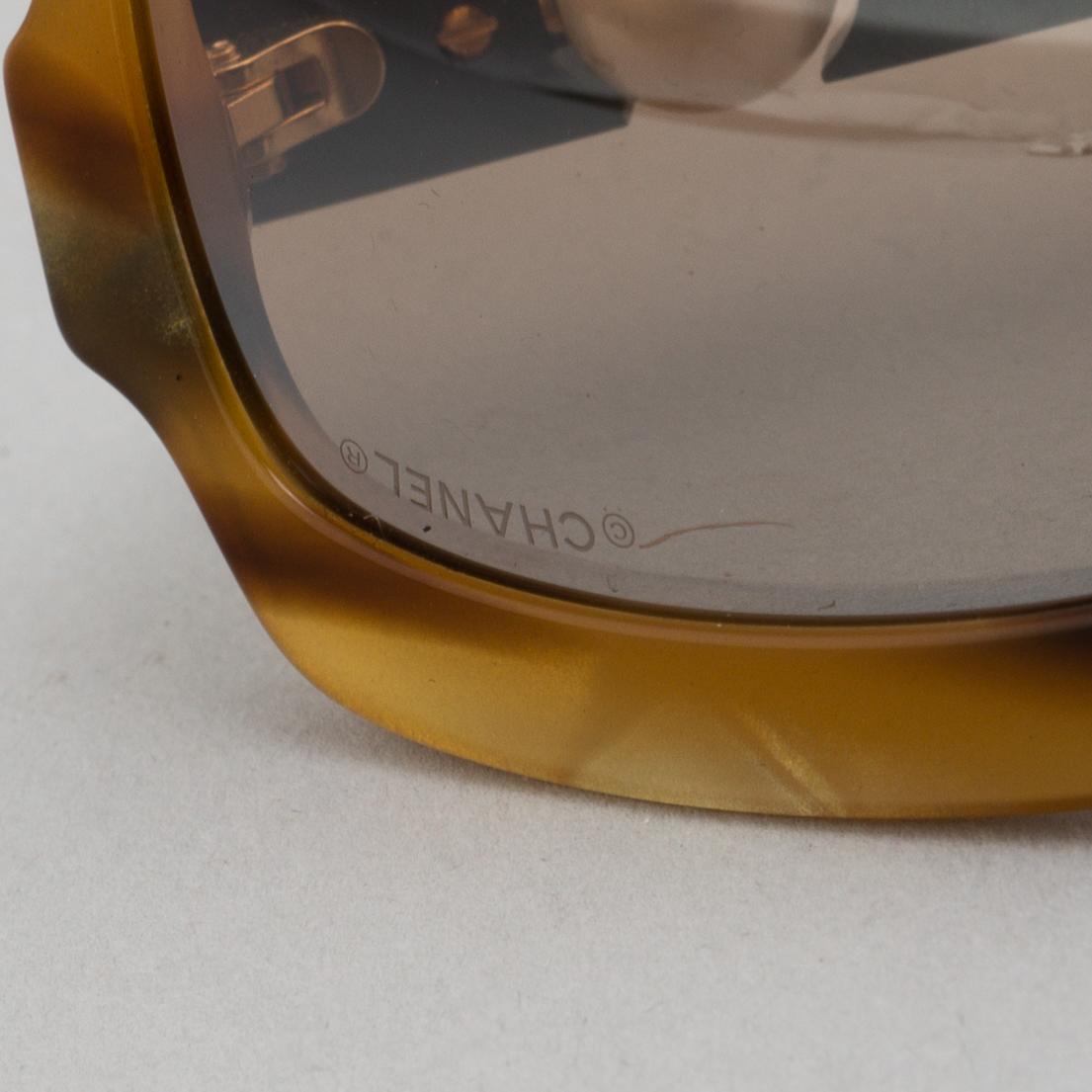 CHANEL, solglasögon.