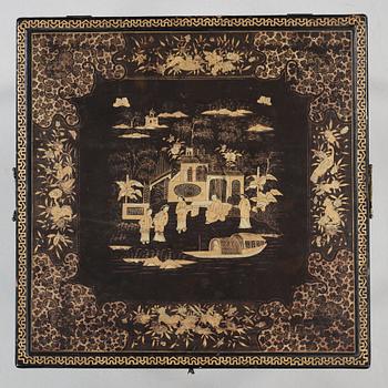 A lacquered table/box with liner, Qing dynasty, 19th Century.