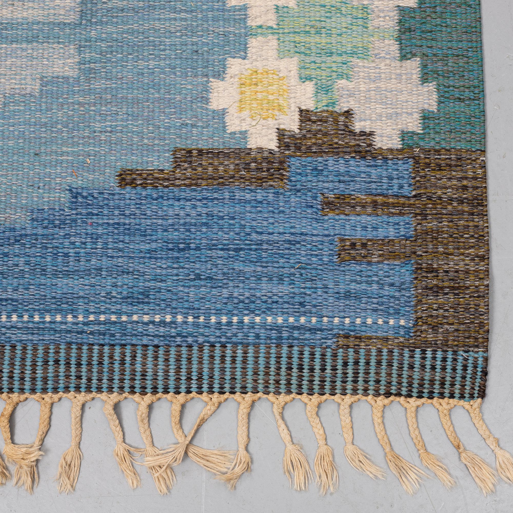 INGEGERD SILOW, MATTA, rölakan, ca 231-232 x 164-165 cm, signerad IS.