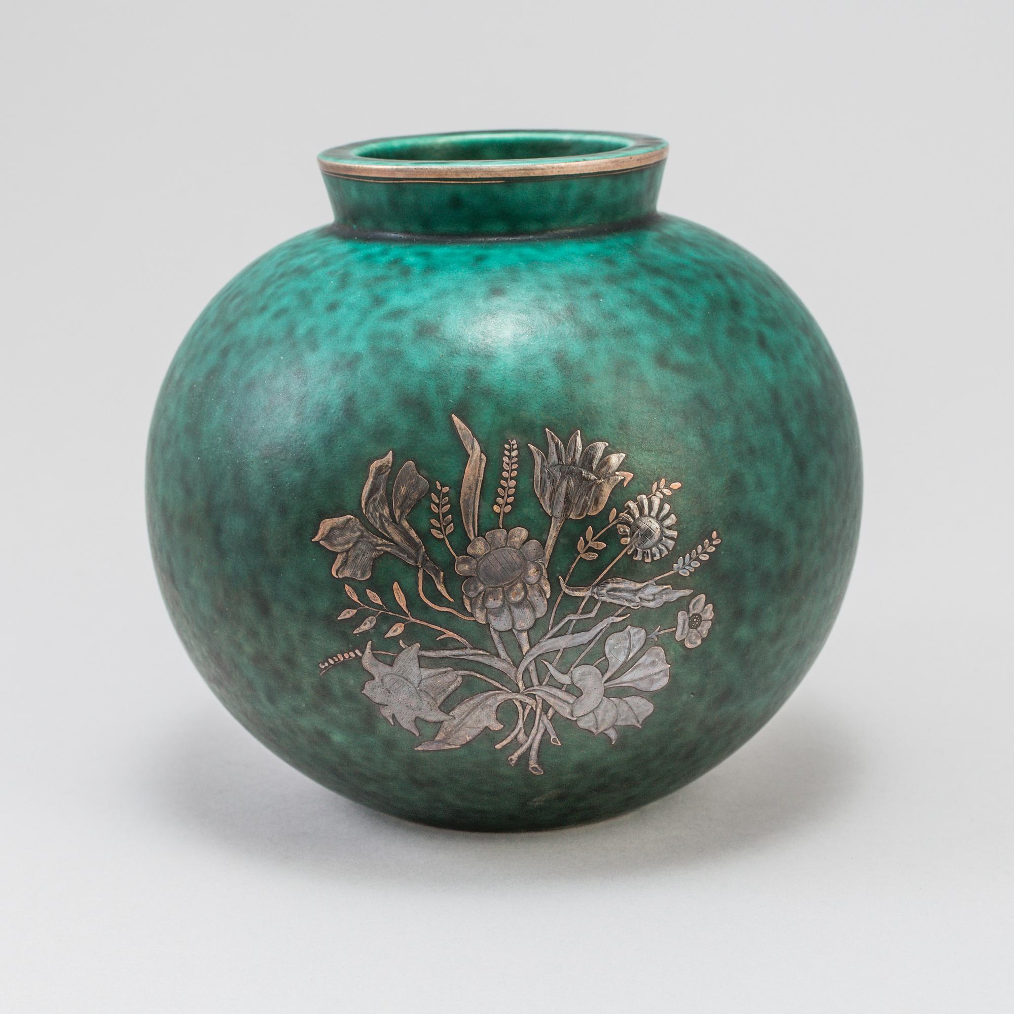 WILHELM KÅGE, vas av stengods, "Argenta", Gustavsberg 1948.