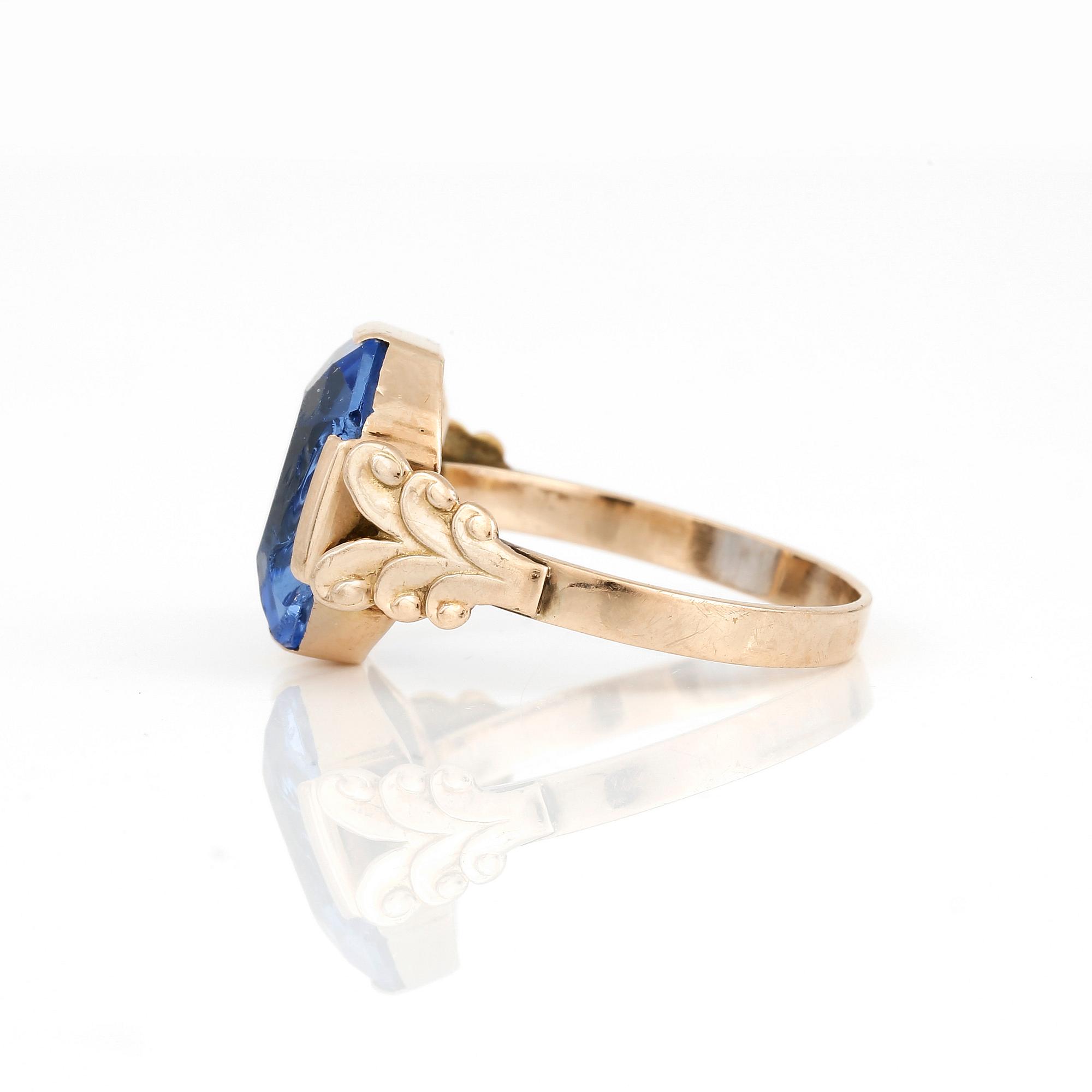 BROSCH/HÄNGE, BERKLOCK, RING samt ÖRHÄNGEN, ett par, mestadels, Finland, 1900-tal, olika guld halter.