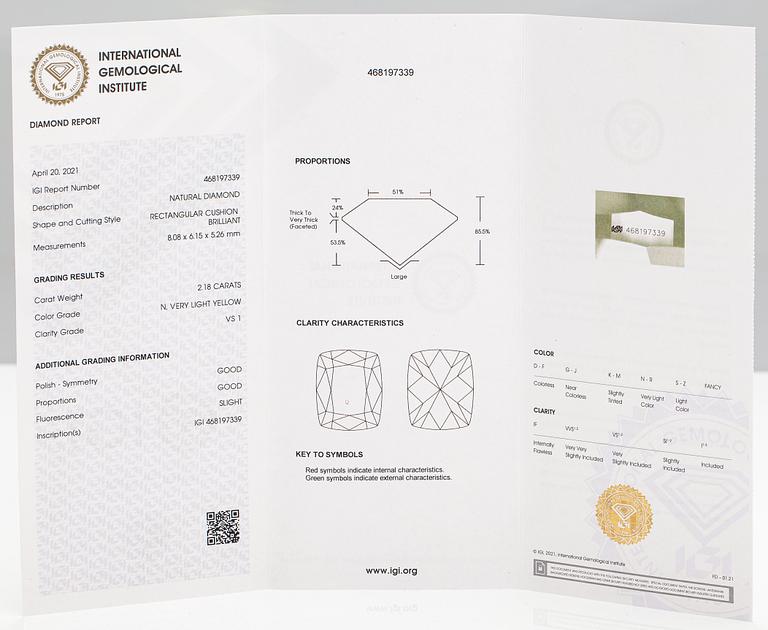 Örhängen, 18K guld, diamanter ca 4.32 ct tot. Med IGI-certifkat.