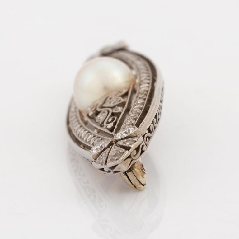 Pearl and old cut diamond brooch.