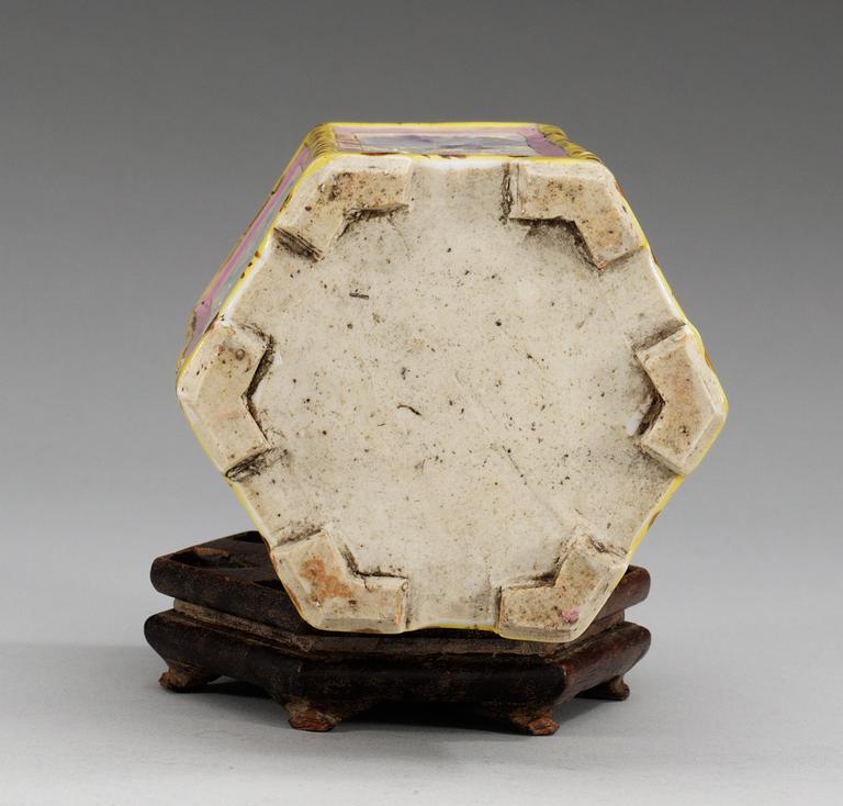 A famille rose hexagonal brushpot, Qing dynasty, 18th Century.