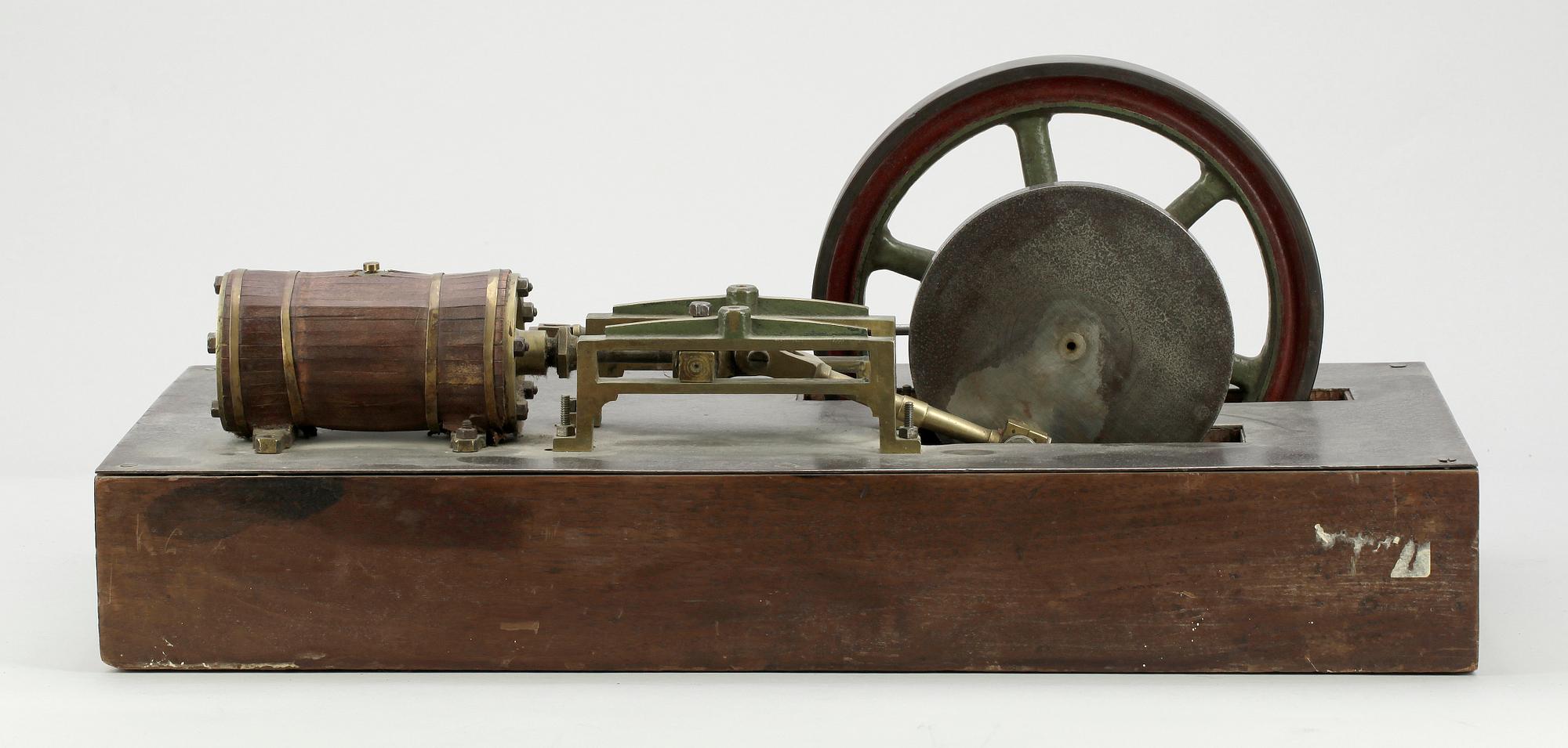 ÅNGMASKIN, omkring 1900.