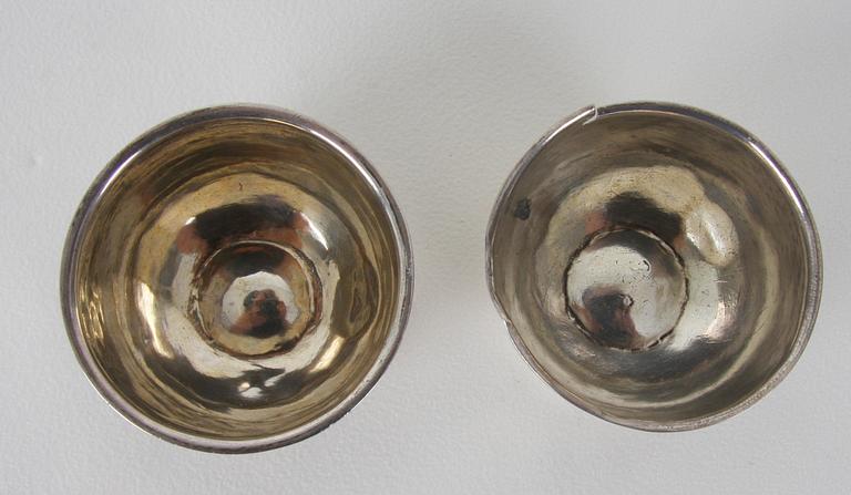 TUMLARE, 2 st, ena Erik Wibeck(1743-1778), Borås resp otydliga stämplar.