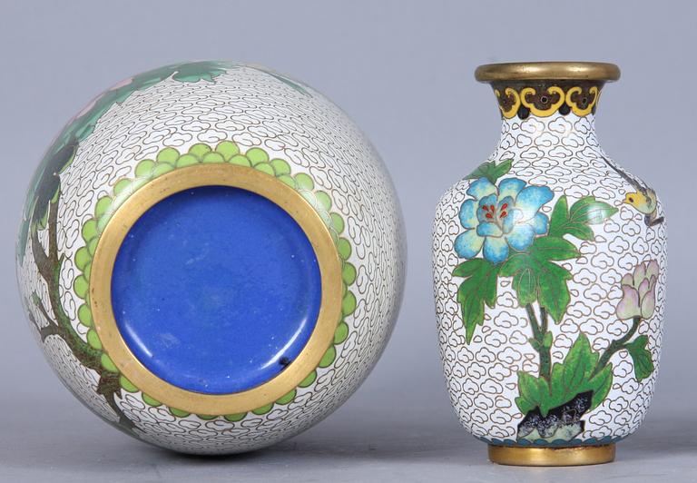 VASER, 5 st, cloisonne, orientaliska, 1900-tal.