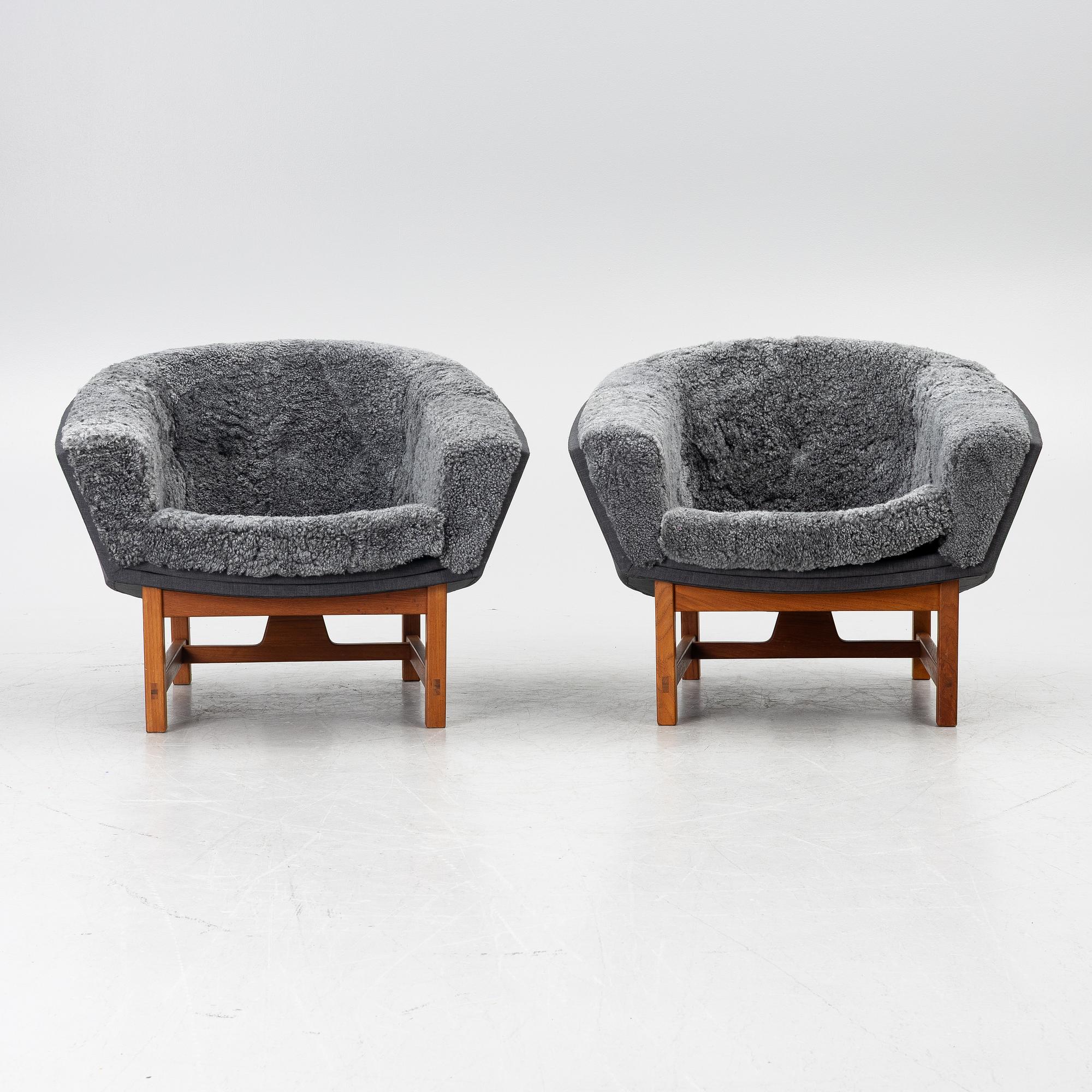 Lennart Bender, fåtöljer, ett par, "Corona", Ulferts, 1900-talets andra hälft.