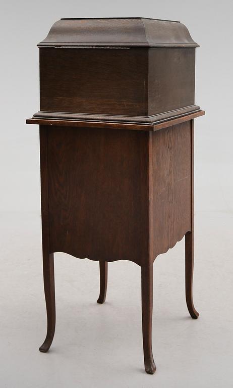 VEVGRAMMOFON, modell 103, His Master Voice, 1900-talets första hälft.