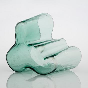 Alvar Aalto, A '9750' vase Karhula Glassworks in production 1937-1949.