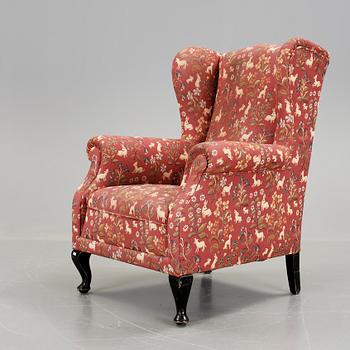 ÖRONLAPPSFÅTÖLJ, 1900-talets första hälft.