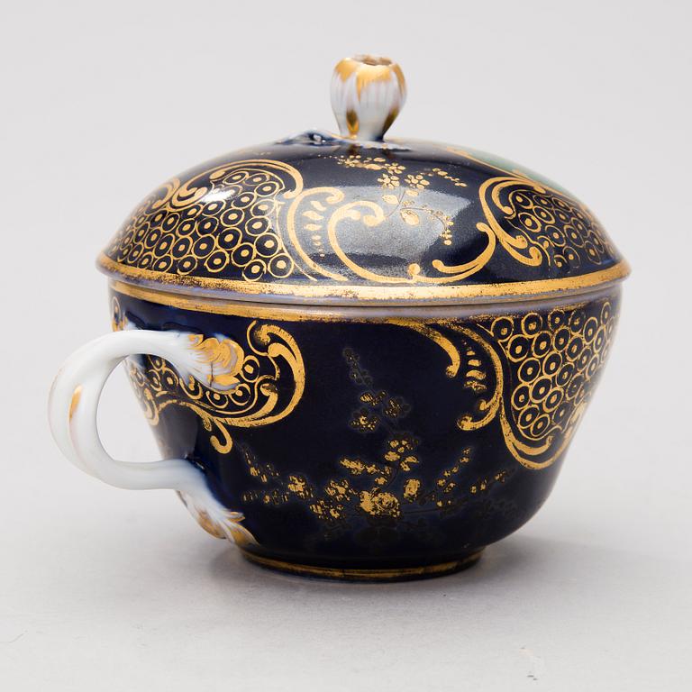 A Russian Popov porcelain hot chocolate cup, mid 19th Century.