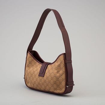 a GUCCI bag.