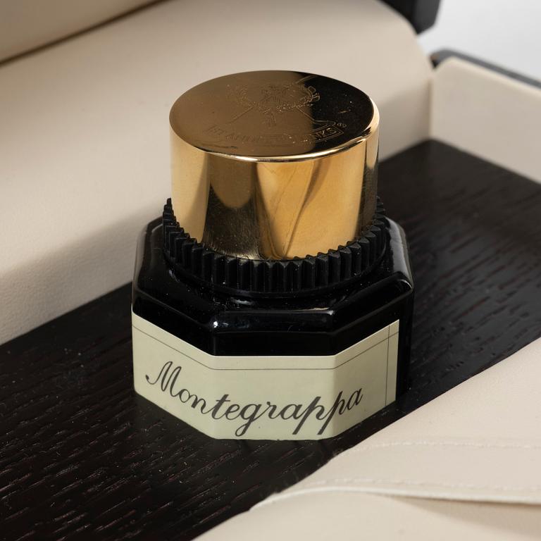 Montegrappa, reservoirpenna, "St Andrews", 18 k guld numrerad 1/7.