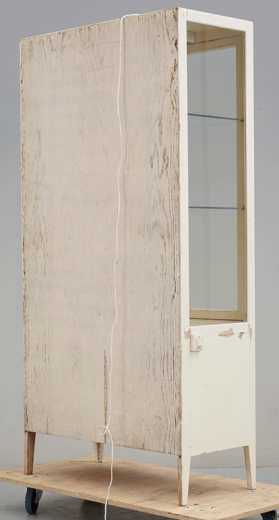 LÄKARSKÅP, 1900-talets mitt.