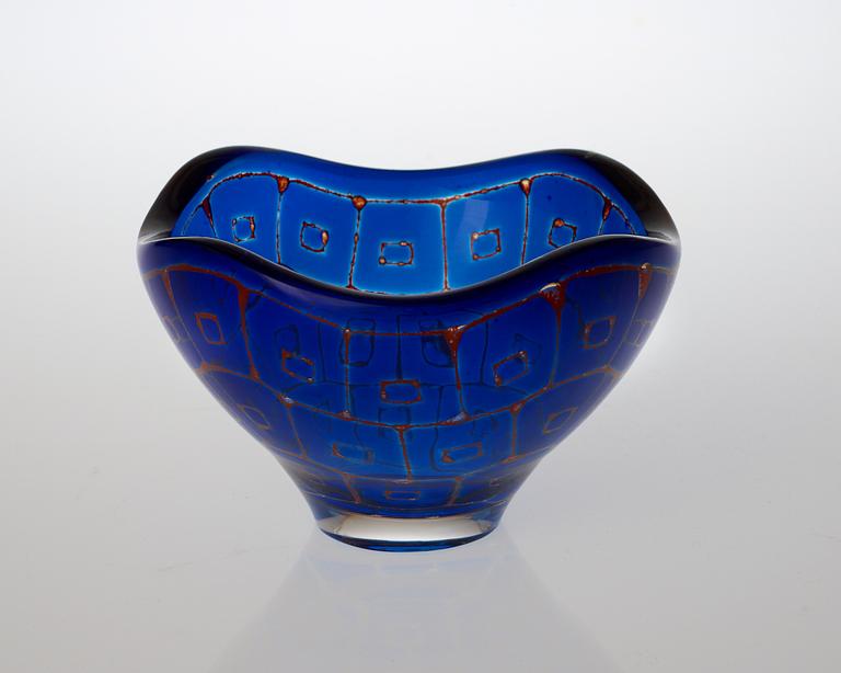A Sven Palmqvist Ravenna glass bowl, Orrefors, 1978.