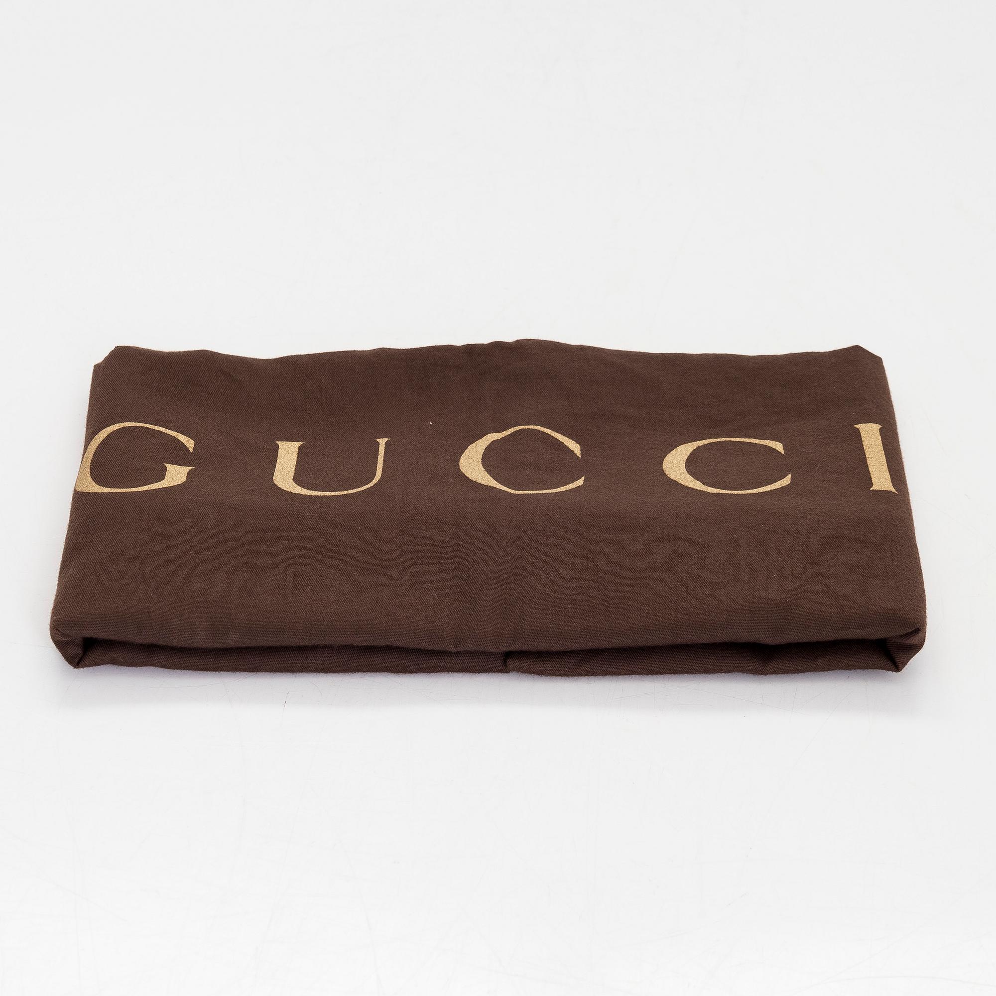 Gucci, a 'Bamboo shopper' bag.