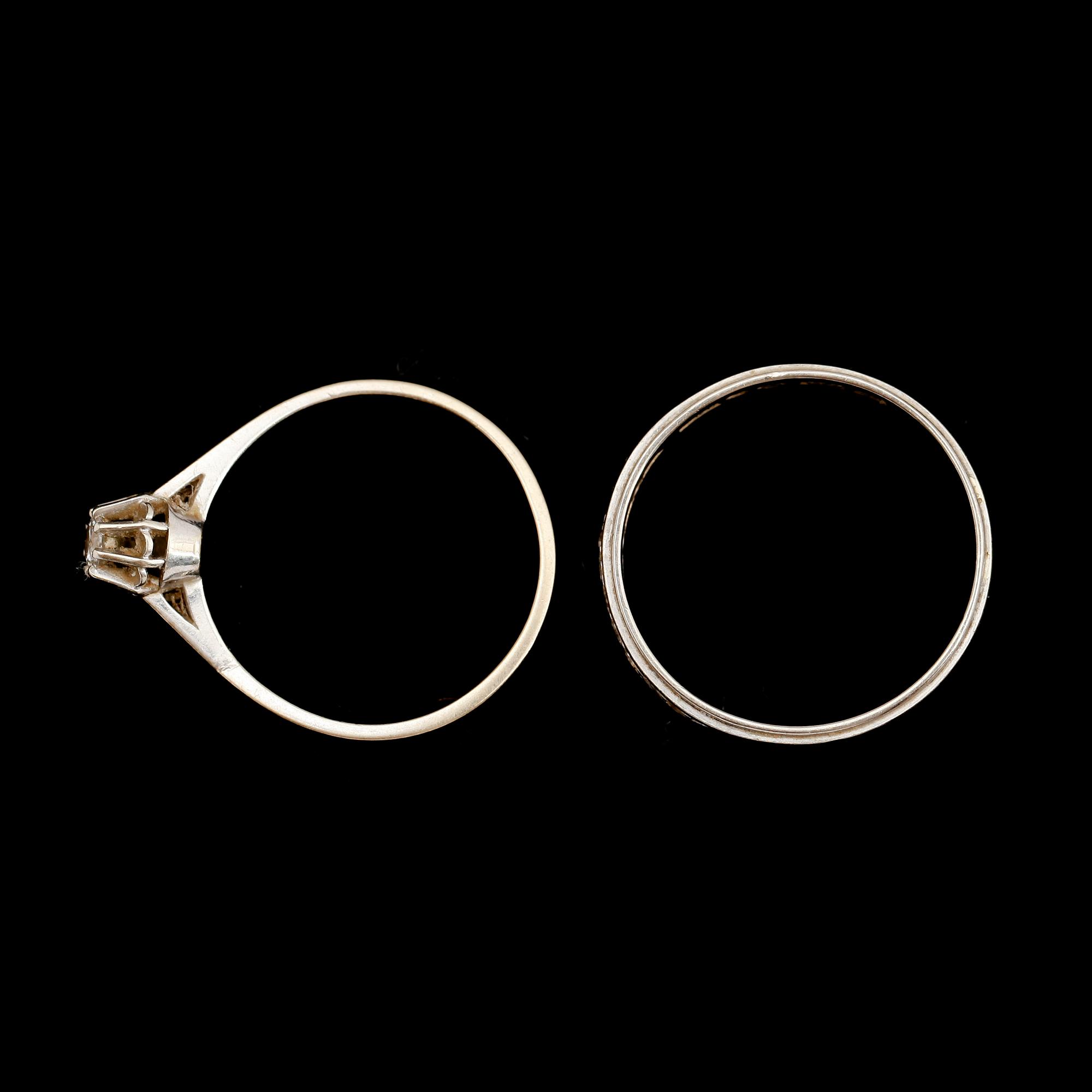 RINGAR, 2 st, 18 k vitguld med briljanter.