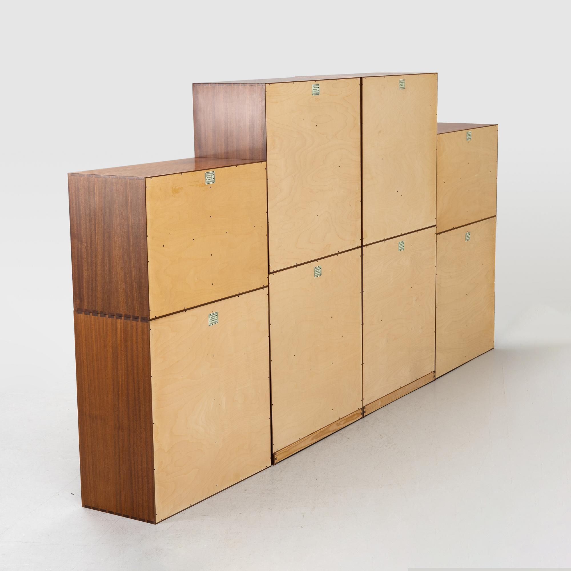 Mogens Koch, Modular shelf, "Byggereolen", Rud Rasmussens Snedkerier. Denmark, second half of the 20th century.