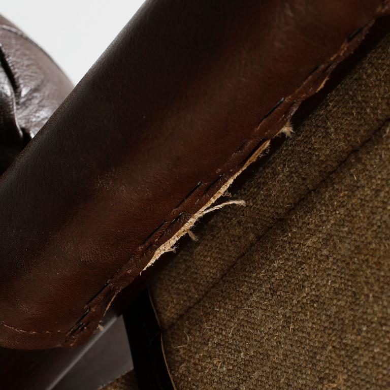 A 1960/70s lounge chair.