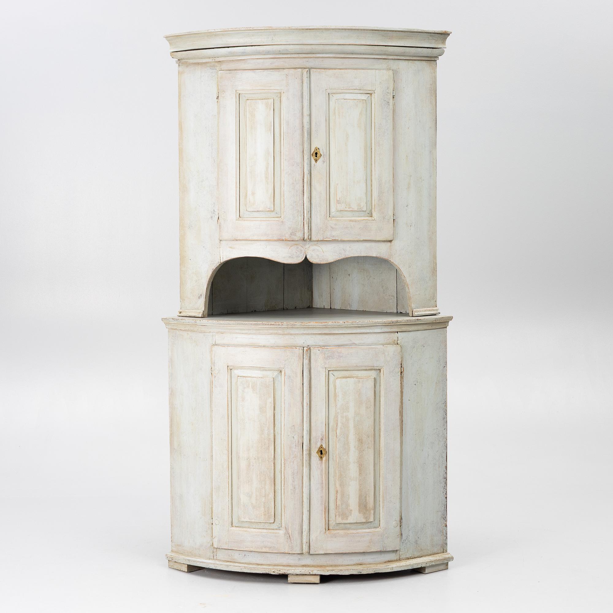 Corner cabinet, early 19th century, Gustavian.