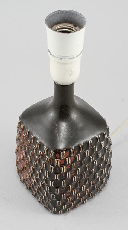 BORDSLAMPA, stengods, Stig Lindberg, Gustavsbergs studio, 1900-talets andra hälft.