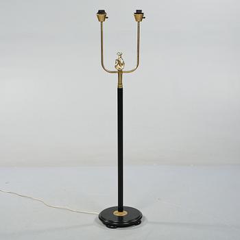 GOLVLAMPA, omkring 1900-talets mitt.