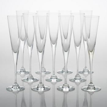 HEIKKI ORVOLA, A 51-piece set of 'Aurora' glassware for Iittala.