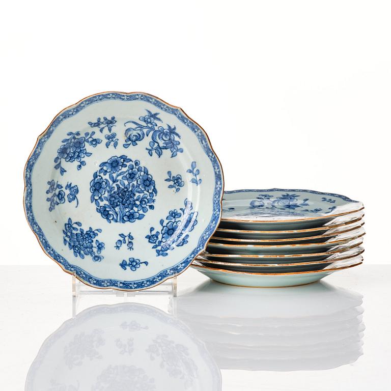 A set of two blue and white serving dishes and eigth dessert dishes, Qing dynasty, Qianlong (1736-95).