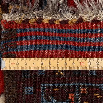 Matta, antik, sannolikt Turkmenistan, ca 113 x 93 cm.