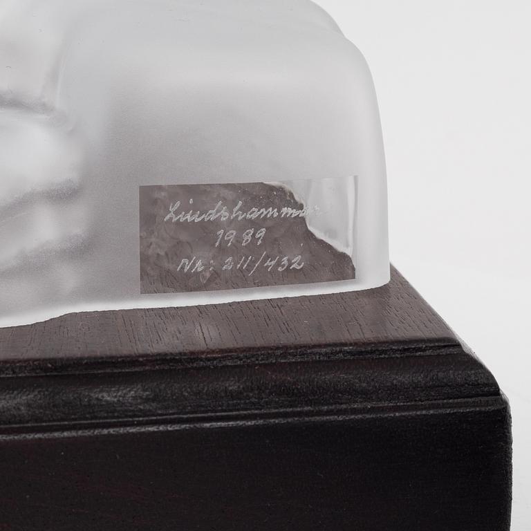 A pair of 'Globen' glass table lamps, Lindshammar, 1989.