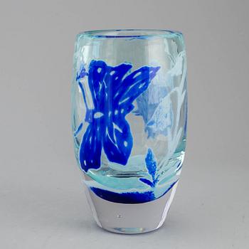 A late 20th century glass vase by Astrid Gate, signed and numbered 49/299, sepcial edition, Johansfors.