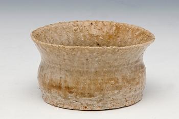 696. Liisa Hallamaa (Larsen), A CERAMIC BOWL.