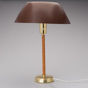 A desk light manufactured by Orno in the 1950s.