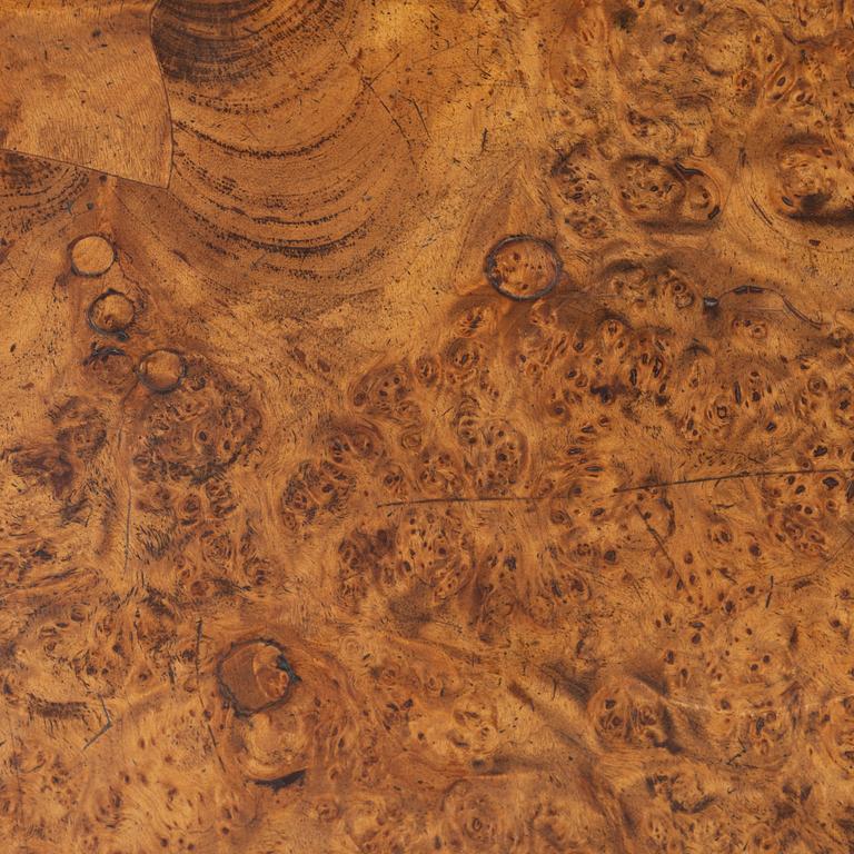 A burr alder tilt-top table by A. J. Rosendahl (master active in Arboga 1762-1836).