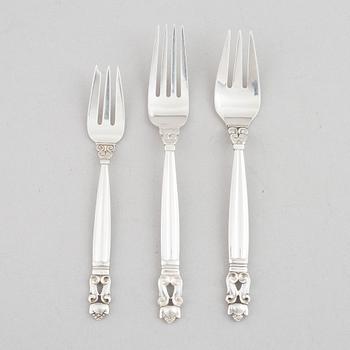 Georg Jensen, a set of 102 pieces of 'Konge/Acorn' sterling silver flatware, design Johan Rohde, Copenhagen.