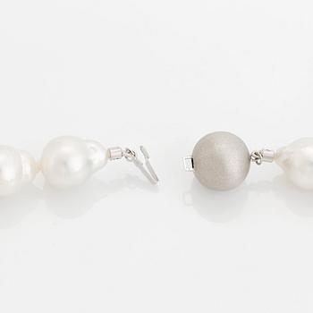 A cultured South Sea pearl necklace.