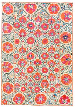 225. SEMI-ANTIQUE/OLD UZBEKISTAN SUZANI EMBROIDERY. 171 x 118 cm.
