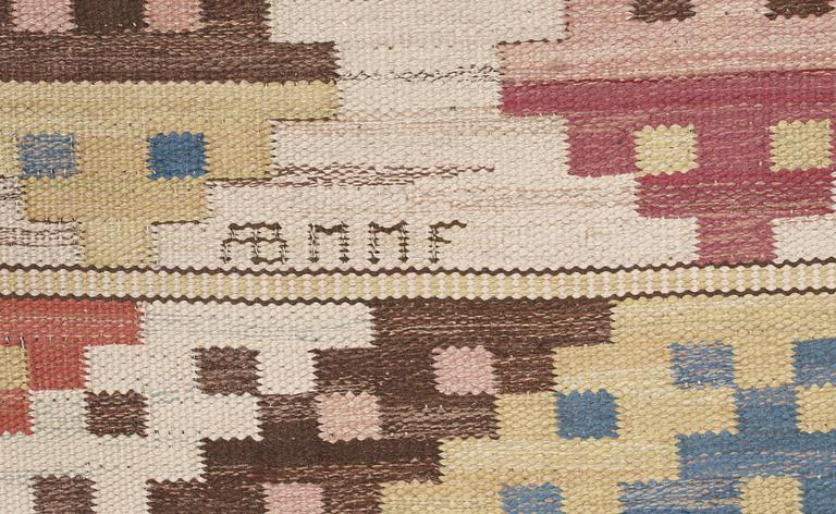 CARPET. "Munka-Ljungby". Flat weave. 299 x 200,5 cm. Signed AB MMF.