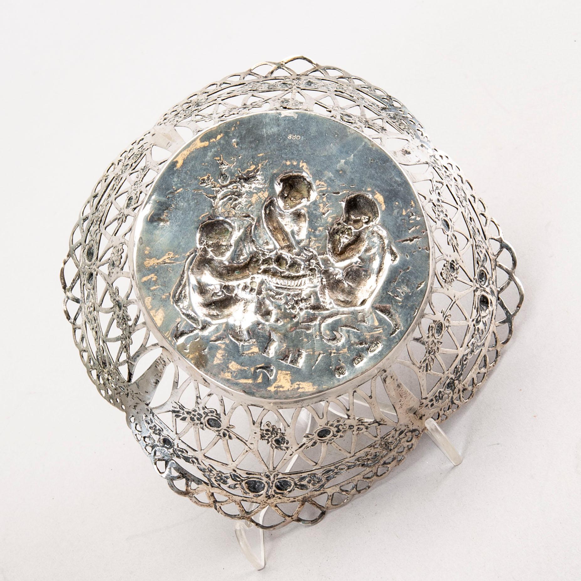 A silver bowl, undistinct mark, silver 830.